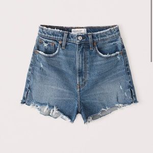 Curve love high rise mom short